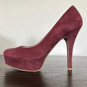 Enzo Angiolini, Burgundy, Suede, Platform Pumps. Size 5.5